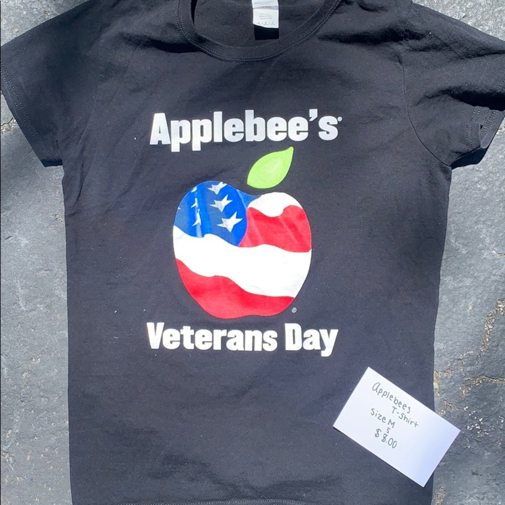 Applebee’s T-Shirt